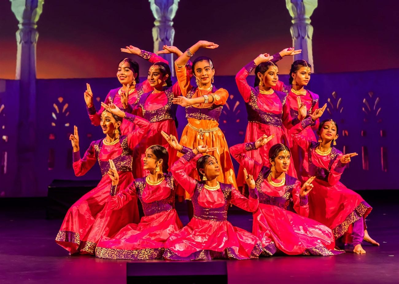 Neti on stage in Anarkali and Vasantsena